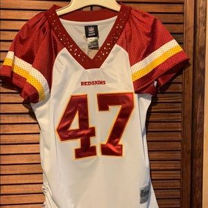 Women’s Redskins jersey. Chris Cooley